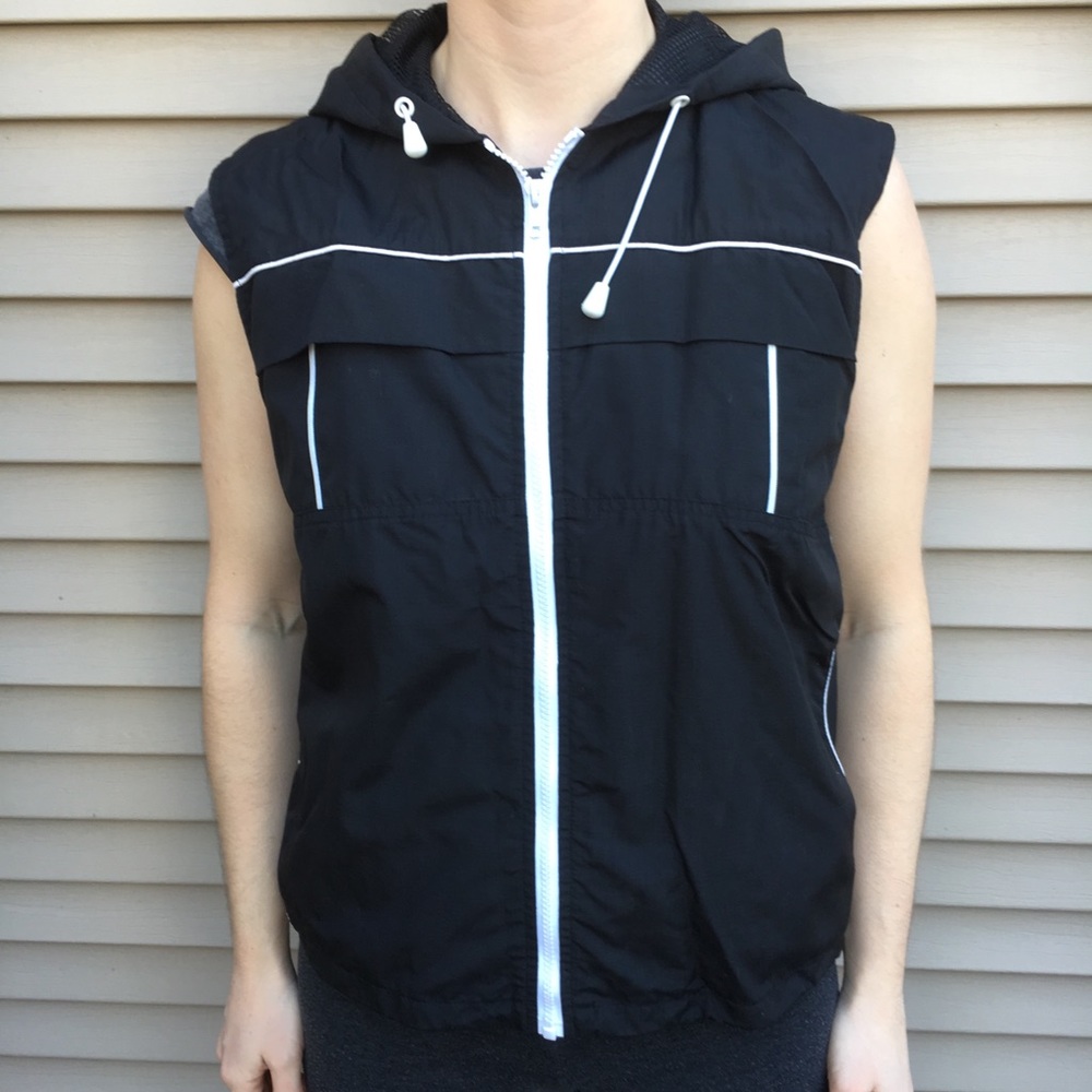 NWOT Casual Sportswear lightweight black vest